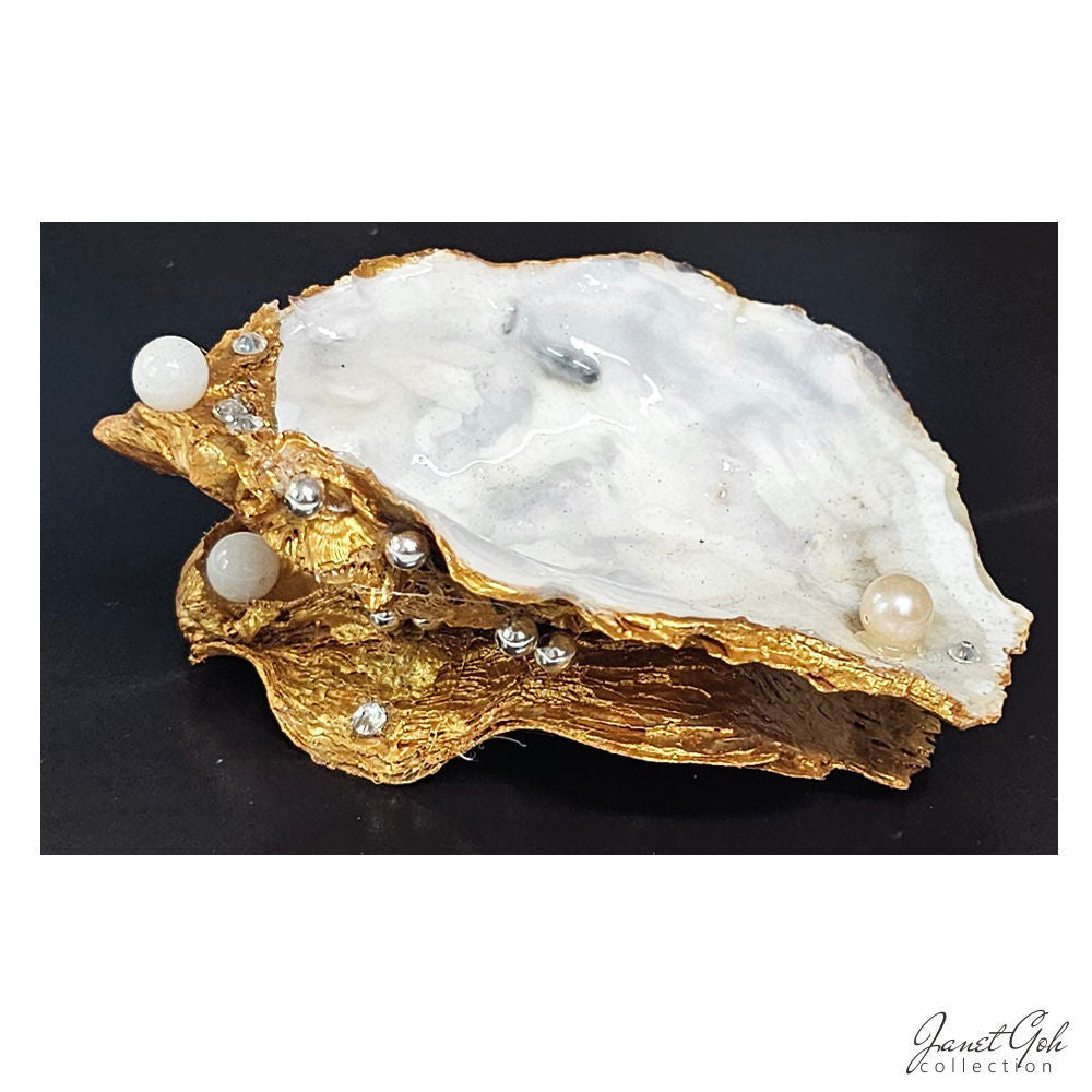 Oyster Elegance - Trinket holders - 10 variations available
