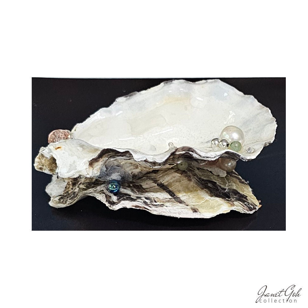 Oyster Elegance - Trinket holders - 10 variations available