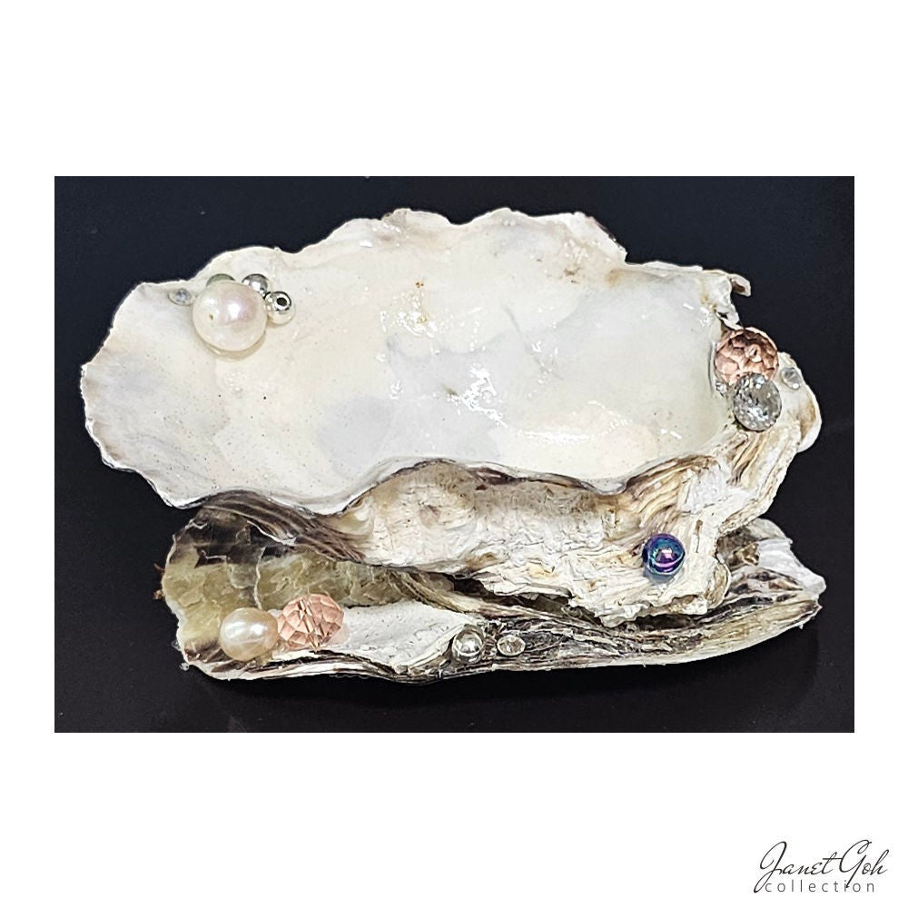 Oyster Elegance - Trinket holders - 10 variations available