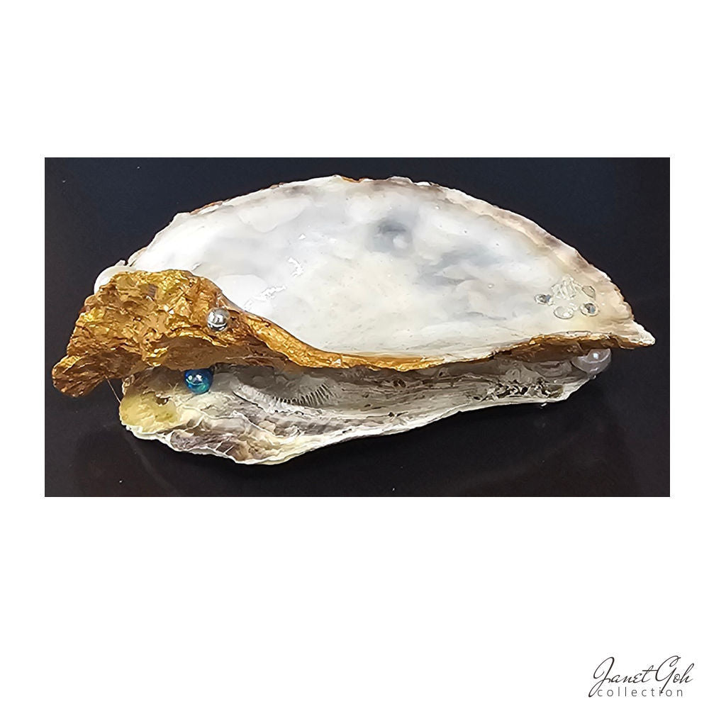 Oyster Elegance - Trinket holders - 10 variations available