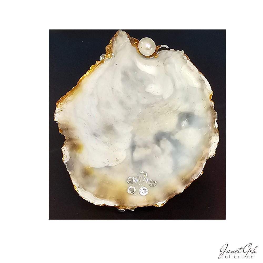 Oyster Elegance - Trinket holders - 10 variations available
