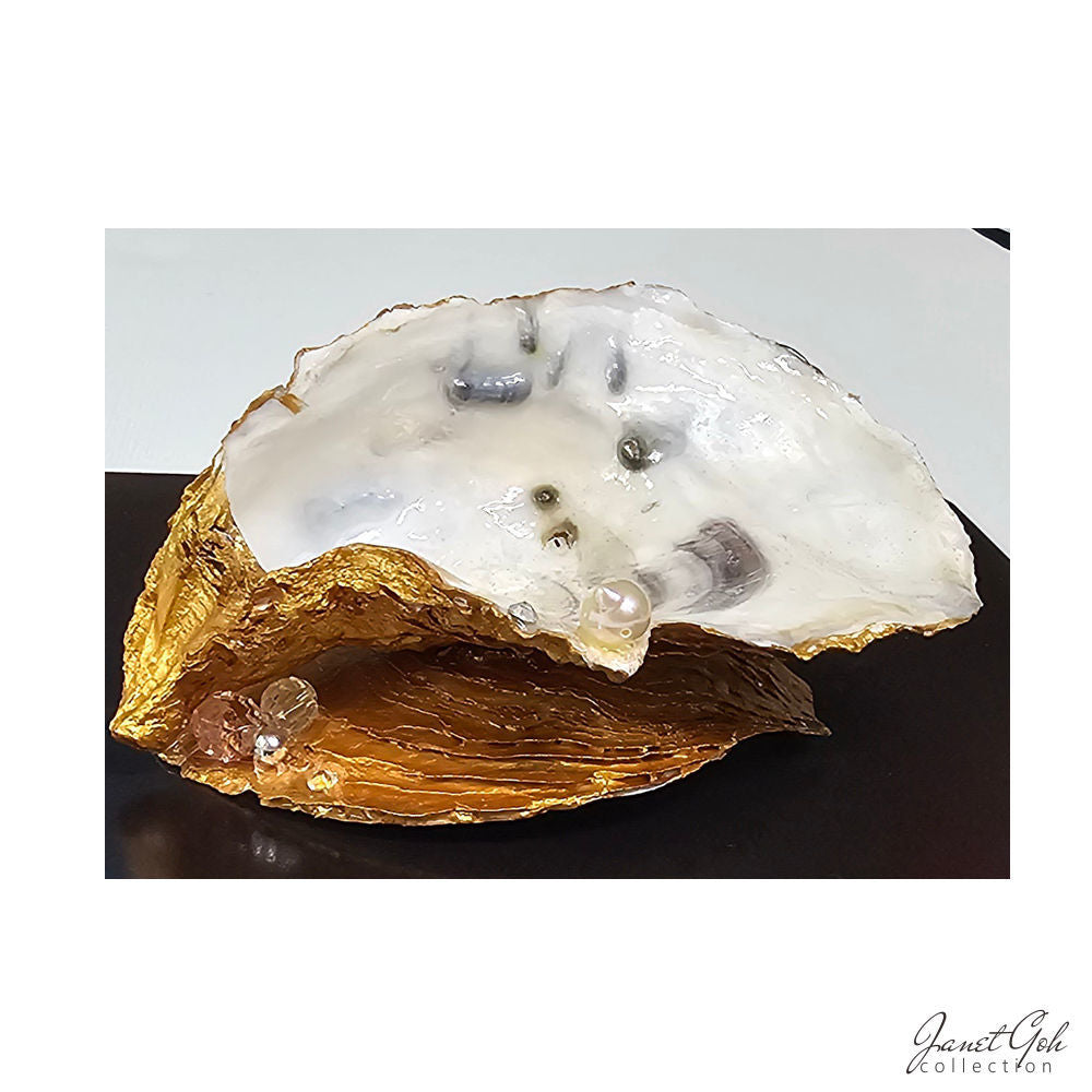 Oyster Elegance - Trinket holders - 10 variations available