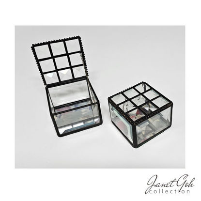 Picture of Bevel Glass Box - 3.25" x 3.25" x 2" - sold individually